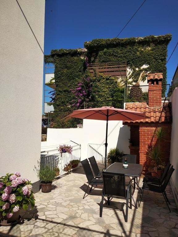 Apartment Gloria Podstrana Exterior photo